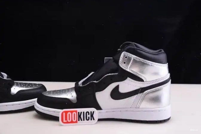Boostmaster lin OG AIR SILVER HIGH WMNS JORDAN TOE 1 CD0461-001 0616